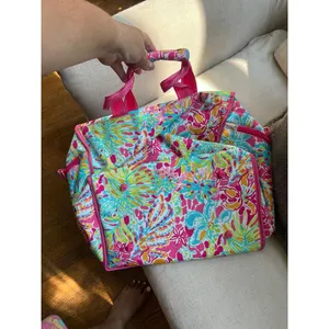 Lilly Pulitzer Insulated Beach Cooler in Lovers Coral‎ 15.5" x 10" x 12" nwt thumbnail 2