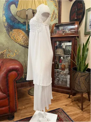 LE LIS BLANC DEUX White Crochet Knit Pleated Layered Maxi Dress Size PP thumbnail 7