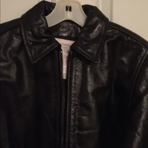Liz Claiborne Leather Jacket. BNWOT. Mint! Sz P. thumbnail 4