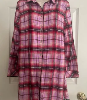 Victoria's Secret Pink and‎ Red Plaid Nightshirt Size Large thumbnail 1