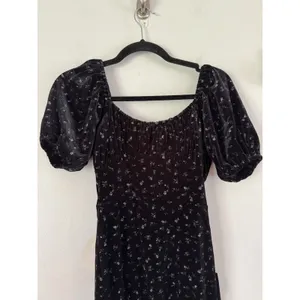 NWT Lulus Expert Charm Black Ditsy Floral Velvet Puff Sleeve Maxi Dress Size XS thumbnail 6