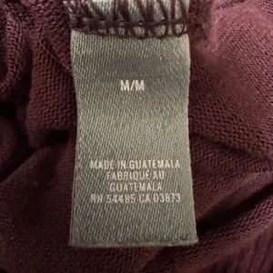 2098 | Aerie Oversized‎ High Low Viscose Blend Knit Pullover Burgundy Women M thumbnail 6