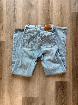 Levi’s Ribcage Straight Jeans thumbnail 4