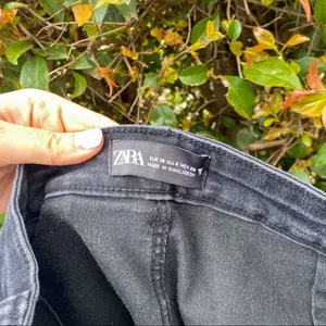 Zara // Black Hi-rise Skinny Jeans thumbnail 4