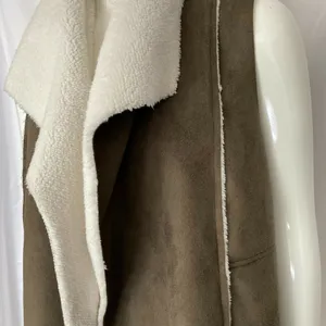 Susina NWT Open Front Vest Faux Shearling &‎ Suede Small thumbnail 8
