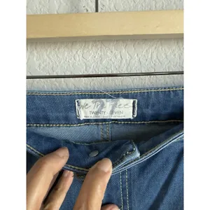 WE THE FREE Women's Just Float On Flare Jeans 27 High Rise Raw Hem Boho Festival thumbnail 9