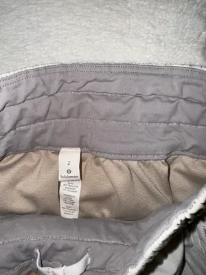 Lululemon Shorts thumbnail 3