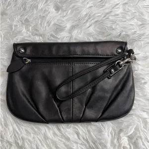COACH Ashley Black Large Wristlet thumbnail 2