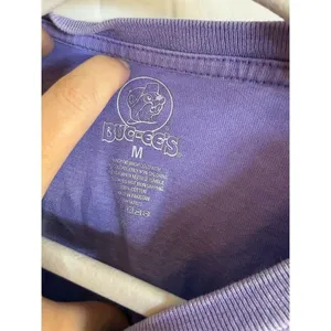 Buc-ee's T-Shirt Mens Size M Purple Easter Bunny Beaver Graphic Crewneck thumbnail 10