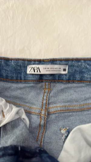 ZARA High-Rise Flare Jeans thumbnail 4