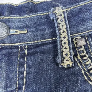 Buckle Daytrip Jeans Womens Leo 32R Bootcut Blue Denim Mid Rise DBK903R thumbnail 3