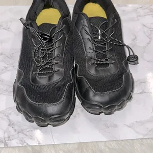 Black Athletic unisex Shoes size 42 US size 8 thumbnail 4