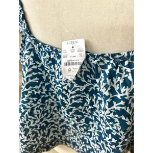 NWT J.Crew Factory Teal Blue & White Floral Print Square Neck Tank thumbnail 2