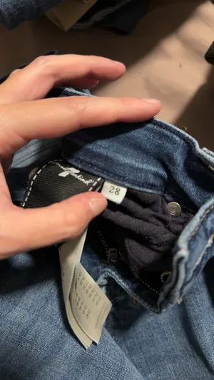 7 For All Mankind Jeans Dojo size 28 thumbnail 2