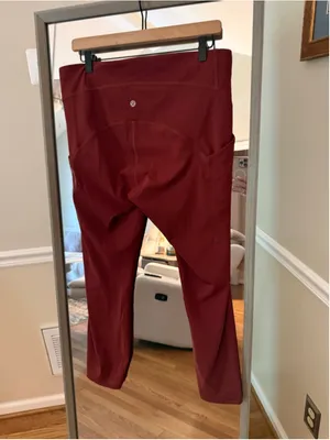 Women's Lululemon Red Leggings Size 14 thumbnail 2