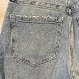 Hollister Ultra High Rise Dad Jean‎ Womens Size 2 Regular in Light Wash NEW thumbnail 5