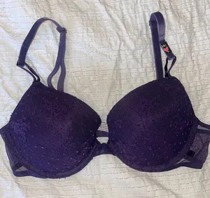 Victoria's Secret push up bra thumbnail 1