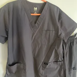 Dagacci scrubs Gray Size M thumbnail 2