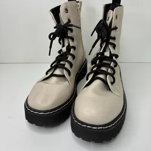 Sincerely Jules Harley Cream Black Combat Boots Womens 7.5 thumbnail 4