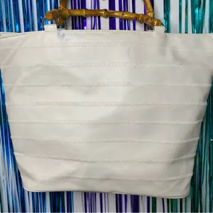 White Beach Bag thumbnail 3