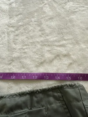 Levi's Olive Green Surf Camp Hybrid Shorts thumbnail 6