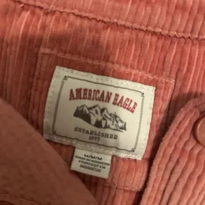 Women’s American Eagle Corduroy Pink Button Down Shirt Medium thumbnail 6
