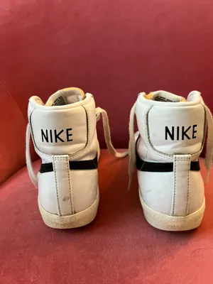 Nike Blazer Mid 77 Women’s 6.5 thumbnail 3
