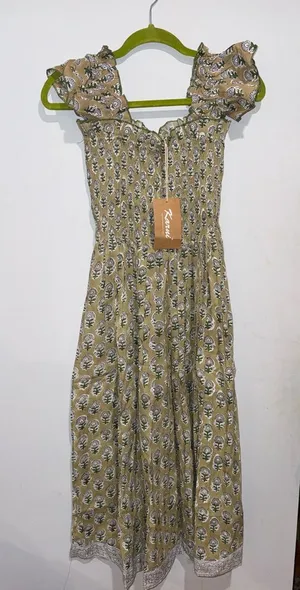 Kivari Olive Printed Ruffle thumbnail 1