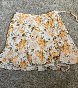 American Eagle Floral Skirt thumbnail 1