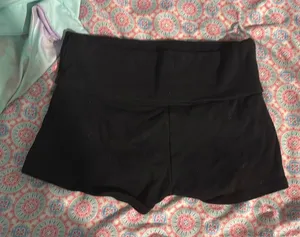 Black short shorts Size M thumbnail 1