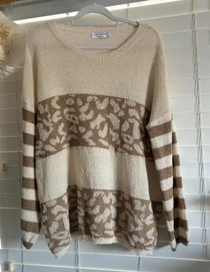 Source Unknown Cream Brown Leopard Stripe Knit Sweater Size S thumbnail 1