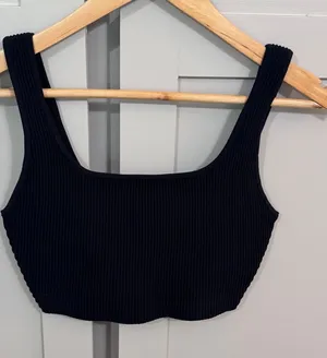 Babaton Ribbed Square Neck Crop Top Black Sleeveless Knit Tank Small thumbnail 1