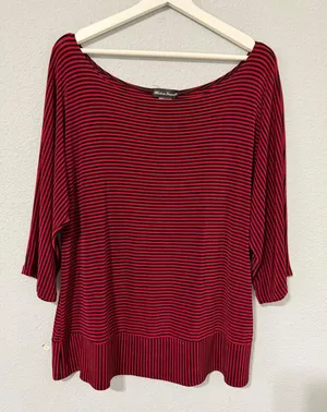 Made in Heaven Top L Red Black Striped Scoop Neck 3/4 Dolman‎ Sleeve Oversized thumbnail 1