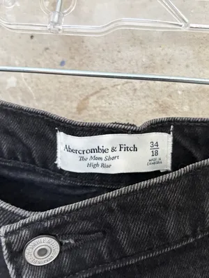Abercrombie the High Rise Mom Short thumbnail 2