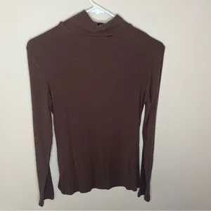 Women's Brown Turtleneck Pullover Sweater Size Medium Ribbed Long Sleeve thumbnail 5