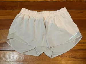 Lululemon Hotty Hot Short Asym Light Chrome/White sz:10 4” thumbnail 1