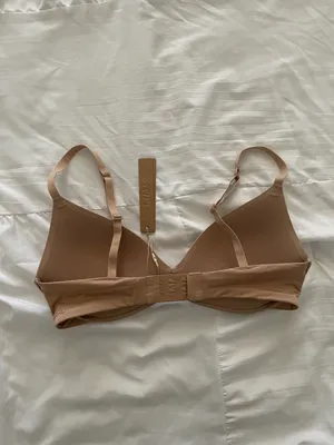 SKIMS wireless form push up plunge bra thumbnail 7