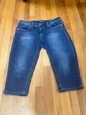 Seven7 woman Denim blue capri Jeans 8 thumbnail 2