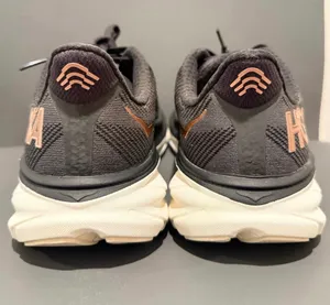 Women’s HOKA One Clifton 9 Running Shoes Size 6 thumbnail 3