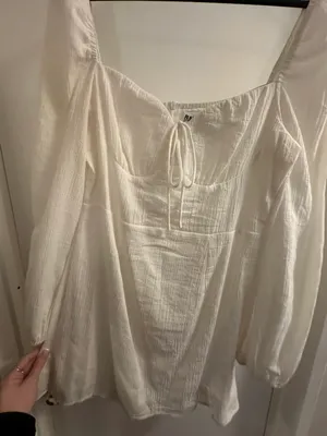 White Dress thumbnail 2