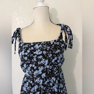 By The River Blue Floral Tie-Shoulder Maxi Dress, Size‎ S thumbnail 5