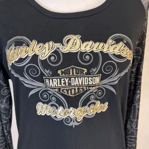 Harley-Davidson Mesh Sleeve Shirt Womens L Black Orlando FL Graphic Biker Moto‎ thumbnail 4