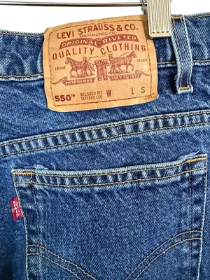 Levis Vintage 550 Jeans Women’s Size 14 Reg Relaxed Fit Tapered Leg 100% Cotton thumbnail 6