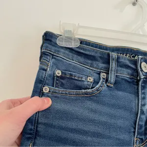AMERICAN EAGLE Ne(x)t Level High-Waisted Jegging Soft Knit Hi-Rise Dark Ripped 4 thumbnail 9