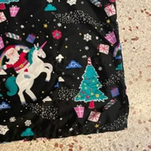 Scrub Top Christmas theme Small Black thumbnail 5