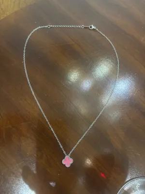 Pink Clover necklace thumbnail 3