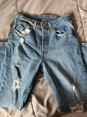 Levi's Mom Jeans thumbnail 3
