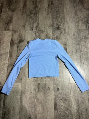 Light Blue Ribbed Long Sleeve Crop Top thumbnail 2