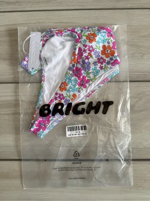 Bright Swimwear Capri Citrus Floral Bottom White Medium NWT thumbnail 8