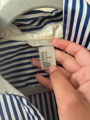 H&M Blue and White Vertically Striped Long-Sleeve Button-Down Shirt thumbnail 5